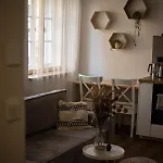 Apartamento Kvartýr - V Centru Na Náměstí - Citlivě Zrekonstruovaný