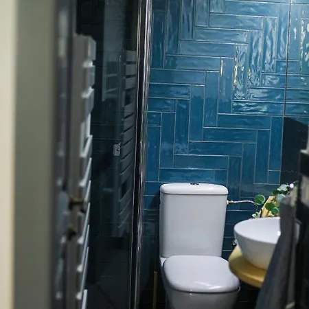 Kvartyr - V Centru Na Namesti - Citlive Zrekonstruovany Apartman Česká Lípa